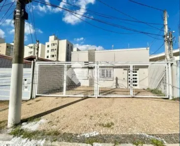 Casa com 1 Quarto para alugar, 210m² no Bosque, Campinas