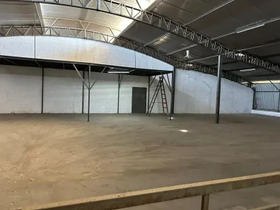 Galpão/Depósito/Armazém à venda, 2000m² no Inhaúma, Rio de Janeiro