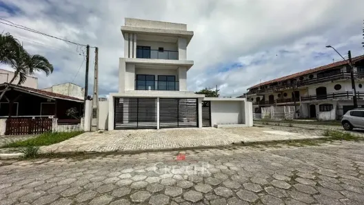 Sobrado com 3 Quartos à venda, 196m² no Riviera, Matinhos