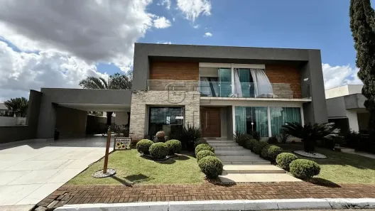 Casa de Condomínio com 4 Quartos à venda, 400m² no Jardim União, Cambé