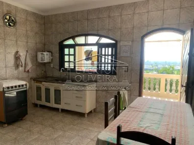 Sobrado com 3 Quartos à venda, 223m² no Jardim Terras de São João, Jacareí
