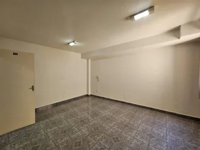 Sala Comercial para alugar, 29m² no Centro, Divinópolis