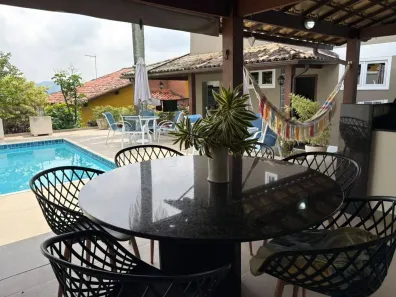 Casa de Condomínio com 4 Quartos à venda, 310m² no Largo da Batalha, Niterói