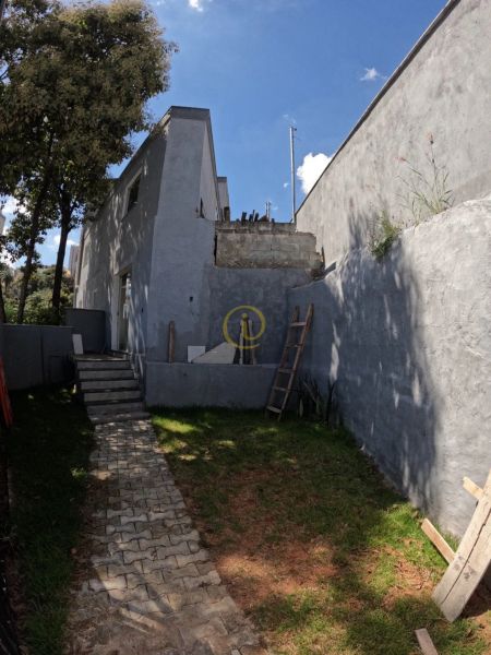 Casa com 2 quartos — Ouro Preto, Belo Horizonte