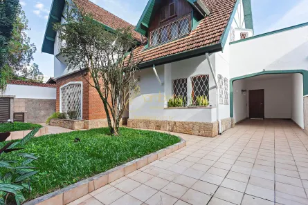 Casa com 3 Quartos à venda, 292m² no Jardim Marajoara, São Paulo
