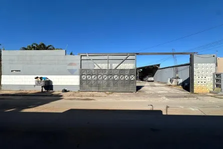 Casa com 15 Quartos à venda, 1125m² no Samambaia Sul, Brasília