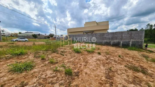 Lote/Terreno à venda, 300m² no Bairro do Grama, Caçapava