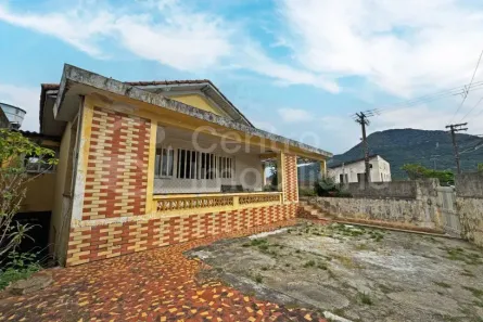 Casa com 6 Quartos à venda, 267m² no Centro, Peruíbe