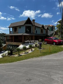 Casa de Condomínio com 3 Quartos à venda, 270m² no Parque Residencial Itapeti, Mogi das Cruzes