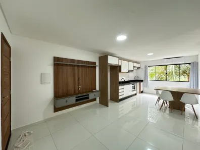Apartamento com 2 Quartos para alugar, 70m² no Campeche, Florianópolis