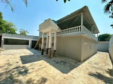 Casa com 4 Quartos à venda, 300m² no Alvorada, Manaus