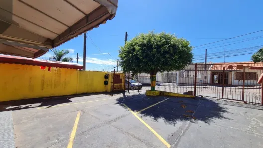 Casa com 7 Quartos à venda, 442m² no Ivoturucaia, Jundiaí