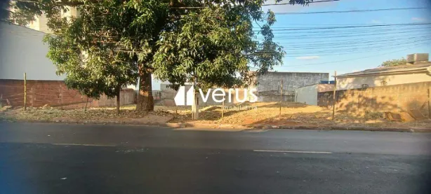 Lote/Terreno à venda, 478m² no Tubalina, Uberlândia