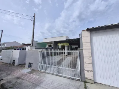 Casa com 2 Quartos para alugar, 71m² no Bela Vista, Palhoça