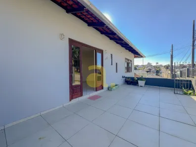 Casa com 2 Quartos para alugar, 150m² no Velha Central, Blumenau
