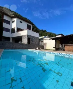 Casa de Condomínio com 4 Quartos à venda, 393m² no Itaipu, Niterói