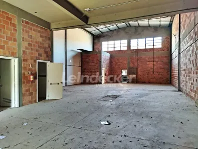 Galpão/Depósito/Armazém para alugar, 430m² no Anchieta, Porto Alegre