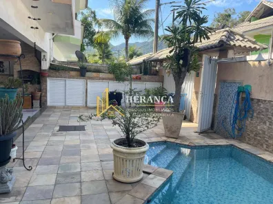 Casa de Condomínio com 5 Quartos à venda, 180m² no Vargem Grande, Rio de Janeiro