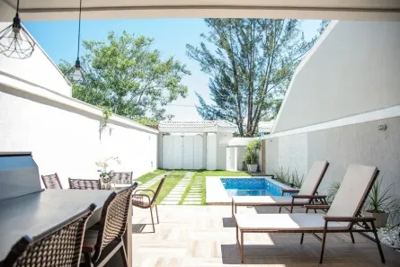 Casa com 5 Quartos à venda, 240m² no Barra da Tijuca, Rio de Janeiro