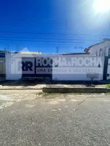 Casa com 3 Quartos para alugar, 190m² no Morada do Sol, Teresina