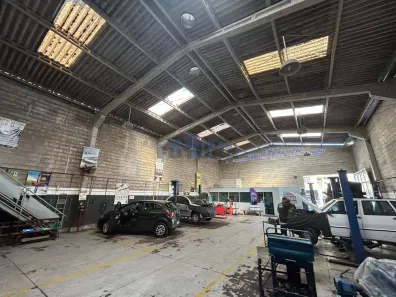 Galpão/Depósito/Armazém à venda, 400m² no Jardim Limoeiro, Serra