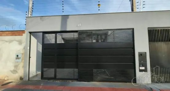 Casa com 3 Quartos à venda, 153m² no Santa Mônica, Londrina