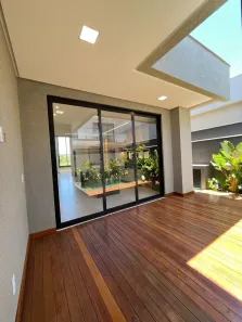 Casa de Condomínio com 4 Quartos à venda, 180m² no Jardins Bolonha, Senador Canedo