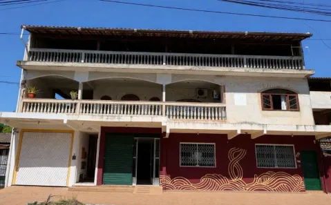 Casa com 4 Quartos à venda, 300m² no Parque Aeroporto, Macaé