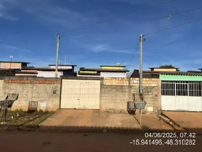 Casa com 2 Quartos à venda, 221m² no Parque Estrela Dalva XVI, Santo Antônio do Descoberto