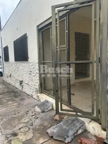 Casa com 3 Quartos para alugar, 200m² no Vila Santa Izabel, Bauru