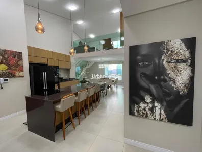 Casa com 3 Quartos à venda, 700m² no Jardim Amália, Volta Redonda