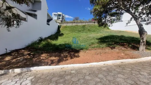 Lote/Terreno à venda, 356m² no Solar dos Lagos, São Lourenço