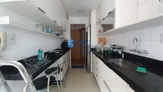 Apartamento com 3 Quartos para alugar, 81m² no Gleba Fazenda Palhano, Londrina