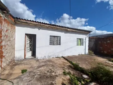 Casa com 1 Quarto à venda, 150m² no Recanto das Emas, Brasília