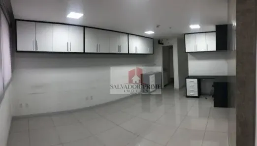 Sala Comercial à venda, 30m² no Caminho das Árvores, Salvador