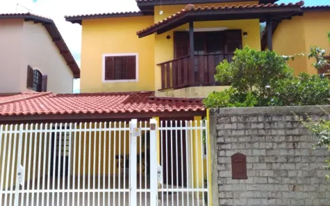 Sobrado com 3 Quartos à venda, 191m² no Cidade Jardim, Jacareí