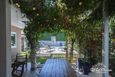 Casa de Condomínio com 5 Quartos à venda, 328m² no Sambaqui, Florianópolis