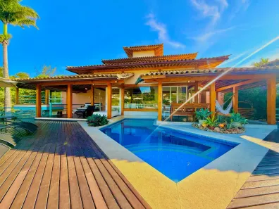 Casa de Condomínio com 5 Quartos à venda, 360m² no Ferradurinha, Armação dos Búzios