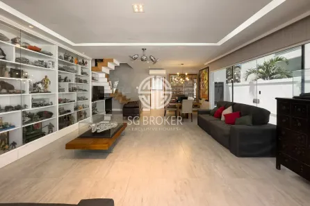 Casa de Condomínio com 5 Quartos à venda, 324m² no Recreio dos Bandeirantes, Rio de Janeiro