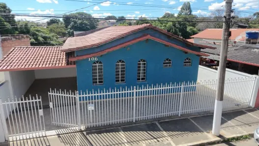 Imóvel Comercial com 1 Quarto à venda, 273m² no Santa Efigênia, Bom Despacho
