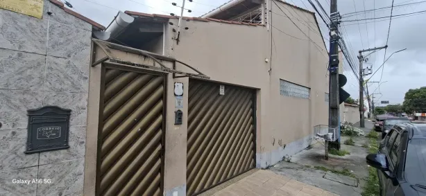 Sobrado com 5 Quartos para alugar, 200m² no Dom Pedro I, Manaus