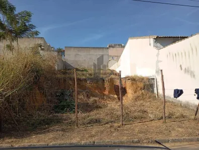 Lote/Terreno à venda, 300m² no Roma, Volta Redonda