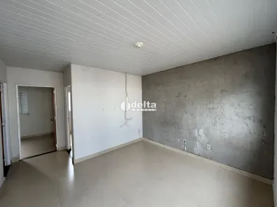 Casa com 2 Quartos à venda, 90m² no Loteamento Residencial Pequis, Uberlândia