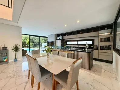 Casa de Condomínio com 3 Quartos à venda, 269m² no Distrito Industrial, Cachoeirinha