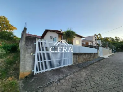 Casa com 3 Quartos à venda, 160m² no Centro, Laurentino