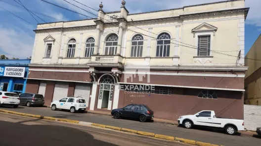 Sala Comercial para alugar, 1500m² no Centro, Botucatu