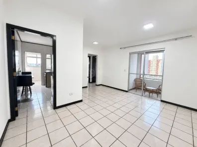 Apartamento com 2 Quartos para alugar, 80m² no Centro, Itajaí