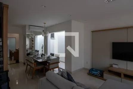 Casa com 3 Quartos à venda, 131m² no Vila Talarico, São Paulo