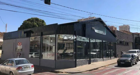 Galpão/Depósito/Armazém para alugar, 700m² no Centro, Uberaba