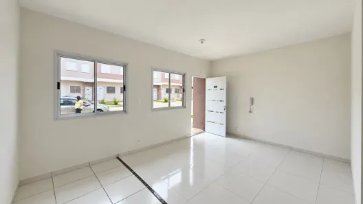 Casa com 2 Quartos para alugar, 54m² no Eugênio de Mello, São José dos Campos